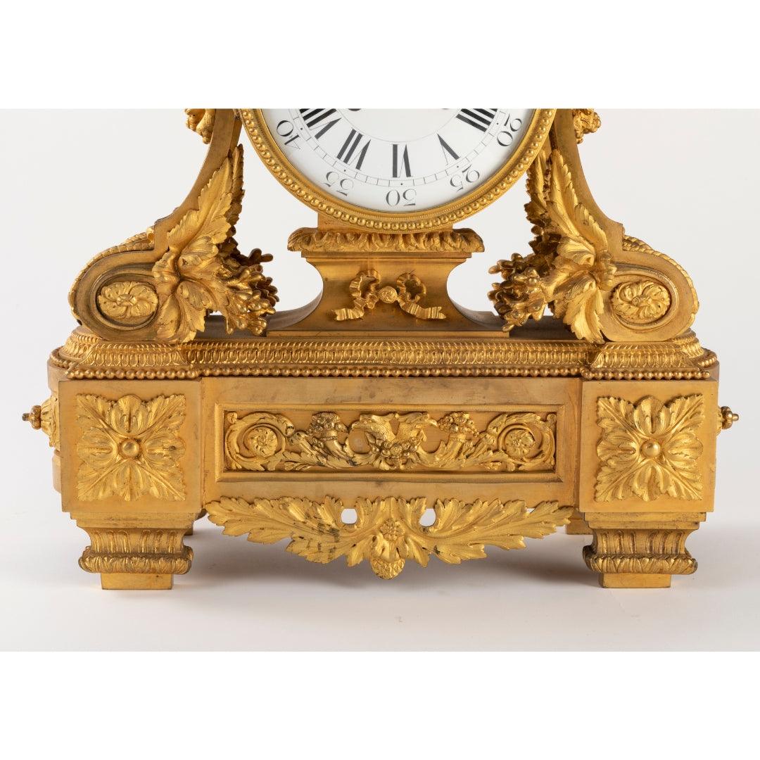 A STUNNING FRENCH 19TH CENTURY LOUIS XVI ST. ORMOLU CLOCK. - Galerie Rosiers