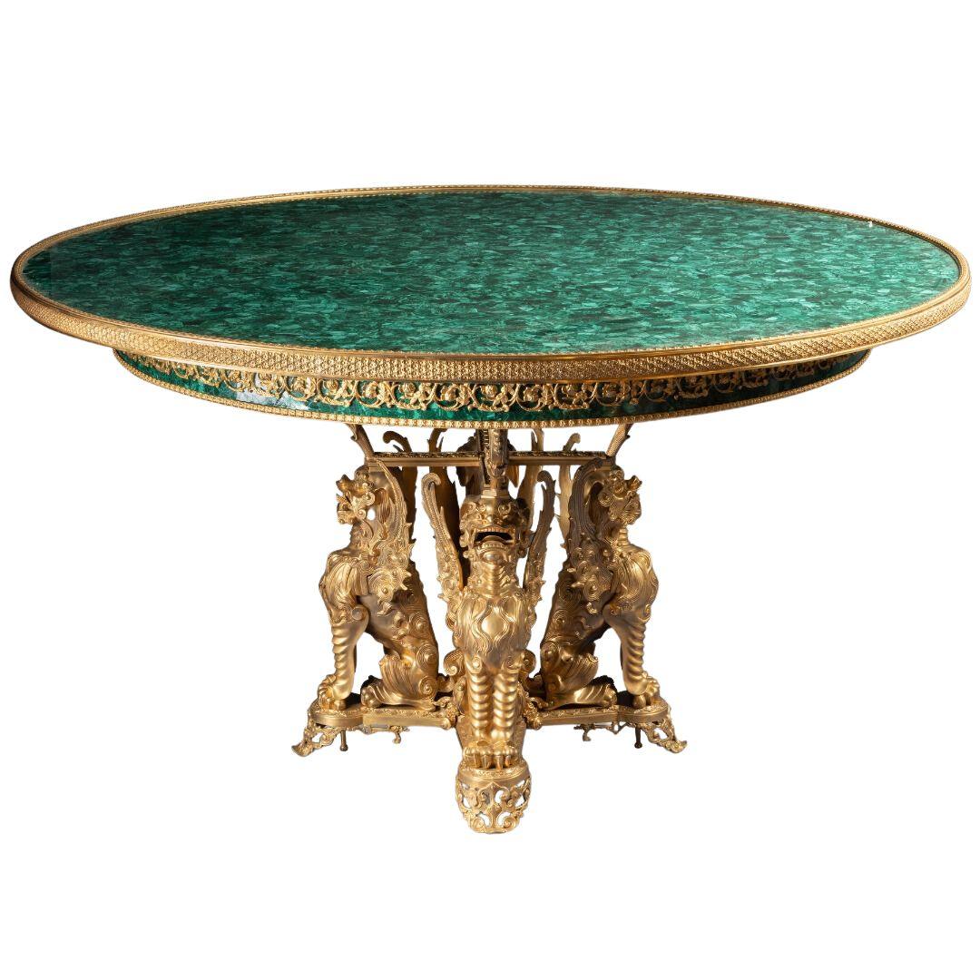 AN OUTSANTING XXTH CENTURY ORMULU AND MALACHITE SEMI-PRECIOUS STONE TABLE. - Galerie Rosiers